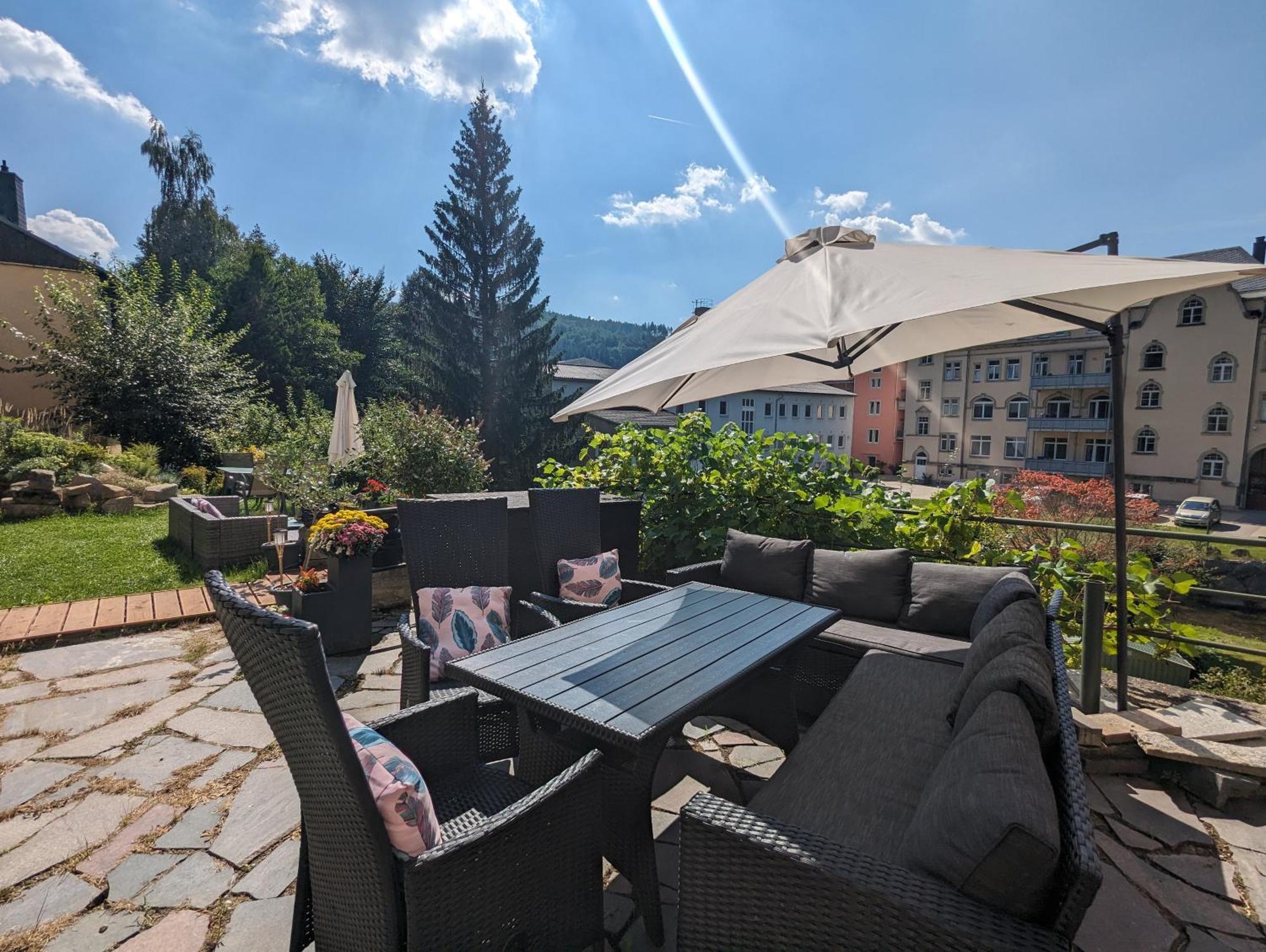 Hw4B - Urlaubsmagie - Zentral Mit Gemeinschaftsgarten, -Pool, -Sauna & Whirlpool Sebnitz Kültér fotó