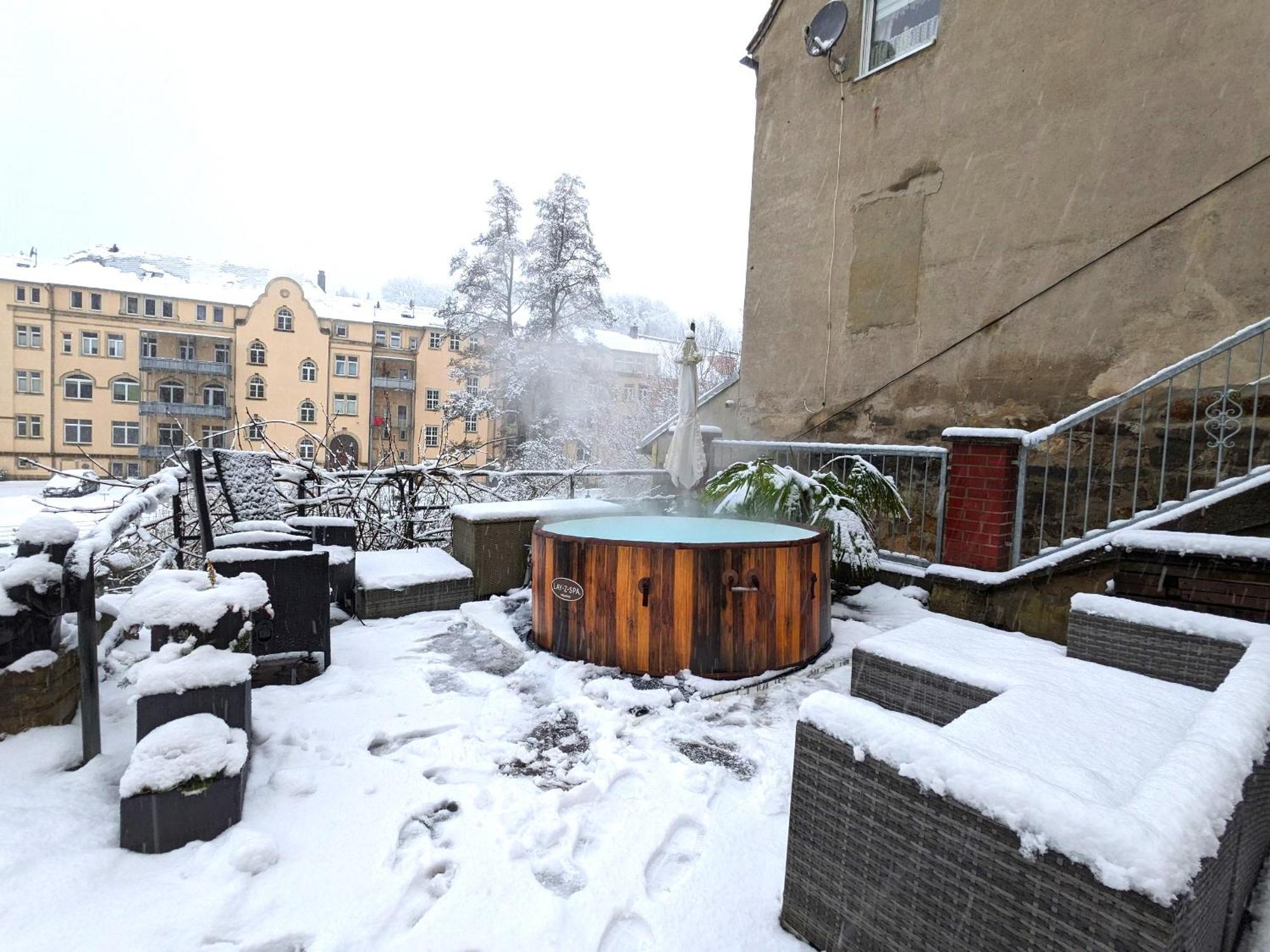 Hw4B - Urlaubsmagie - Zentral Mit Gemeinschaftsgarten, -Pool, -Sauna & Whirlpool Sebnitz Kültér fotó